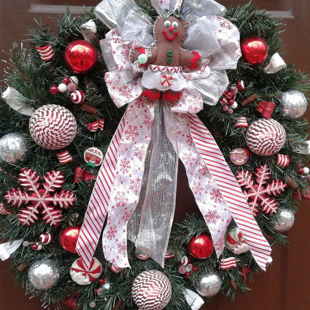 Holiday wreath